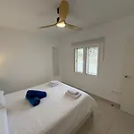 Escape Senator Pool And Wifi * Costa Teguise