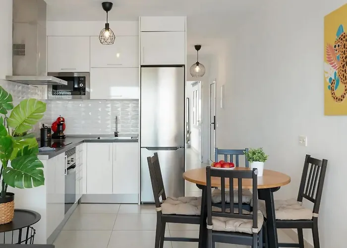 Escape Senator Pool And Wifi Costa Teguise