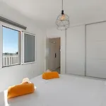 Escape Senator Pool And Wifi Daire Costa Teguise