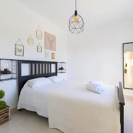 Escape Senator Pool And Wifi Costa Teguise