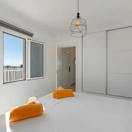 Escape Senator And Delfin Senator Pool And Wifi Daire Costa Teguise