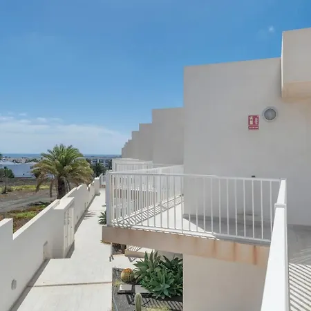 Escape Senator And Delfin Senator Pool And Wifi Costa Teguise