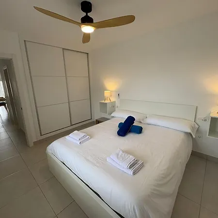 Escape Senator And Delfin Senator Pool And Wifi * Costa Teguise