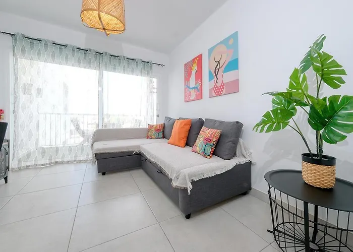 Escape Senator Pool And Wifi Costa Teguise